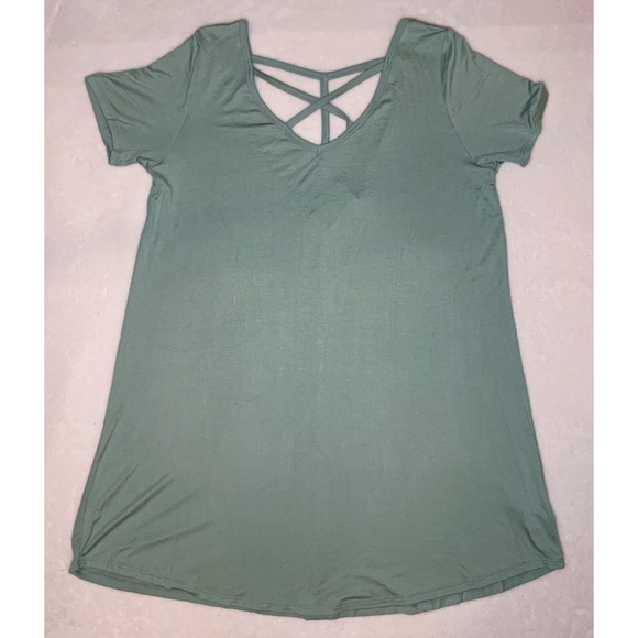 Cherish Tops - NWT Tunic Top